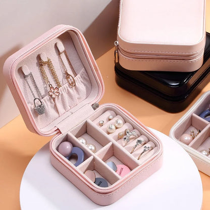 Small Jewelry Travel Case – Portable Organizer for Rings, Earrings & Necklaces